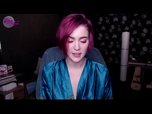 ❤️ Taelo ea ho jerk off ho ngoanana oa Serussia ka Senyesemane Porno ❌️